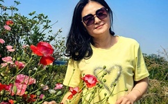 美女脱一光二净